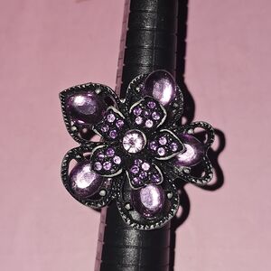 Elegant Purple Floral Ring
